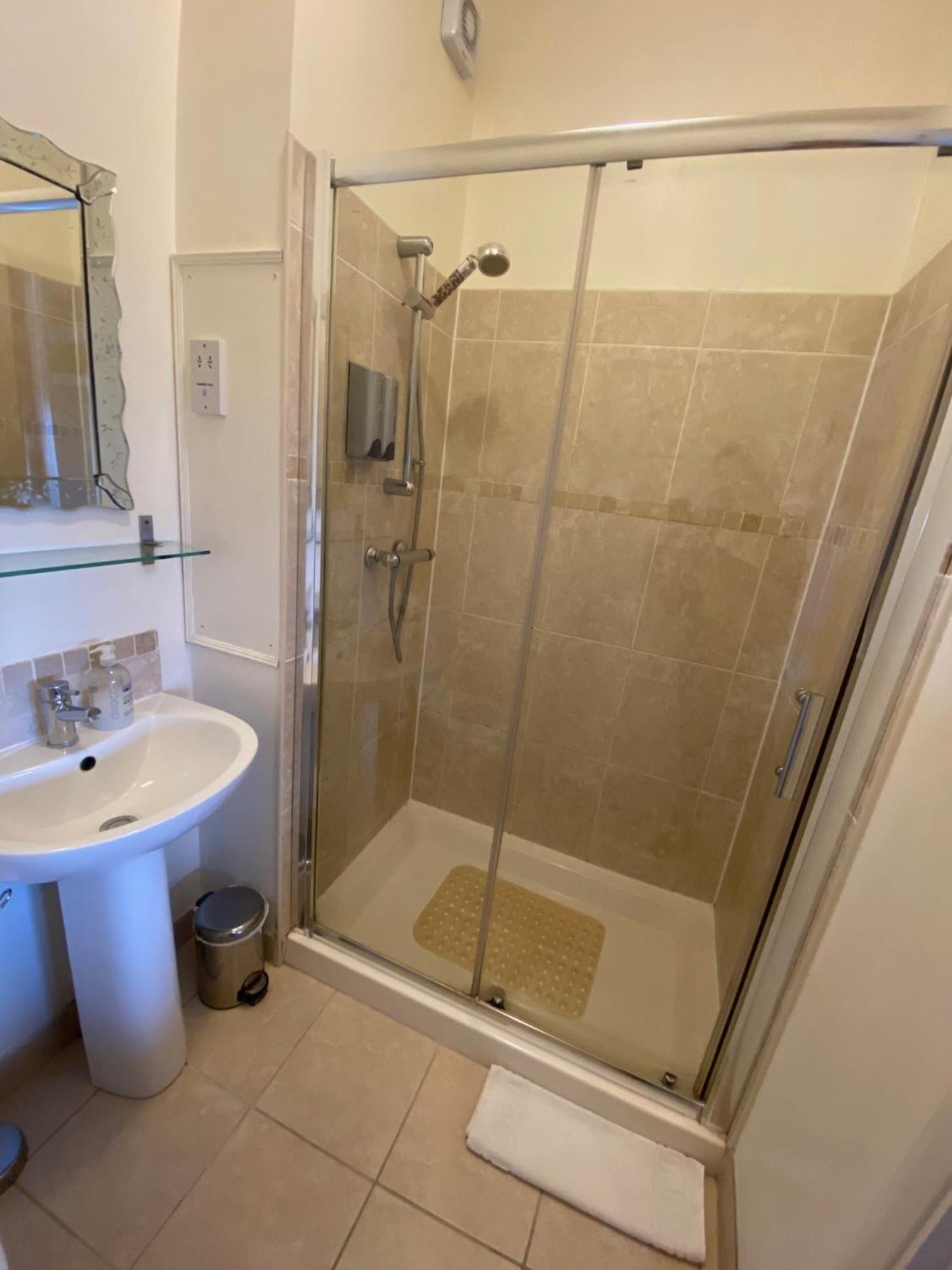 Pebbles Guest House Саутенд-он-Сі Номер фото